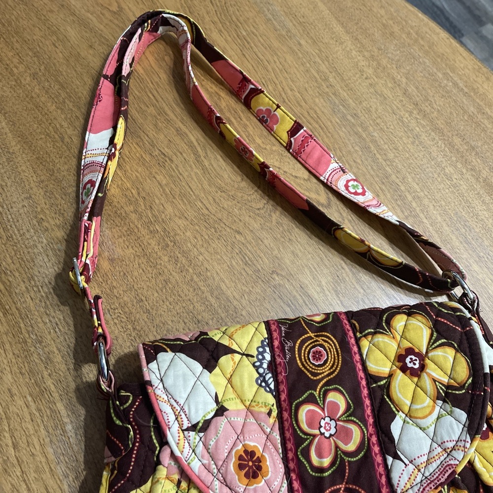 Vera Bradley Buttercup Saddle Up Bag-Crossbody-Shoulder Bag-Silver Ring - Picture 3 of 10